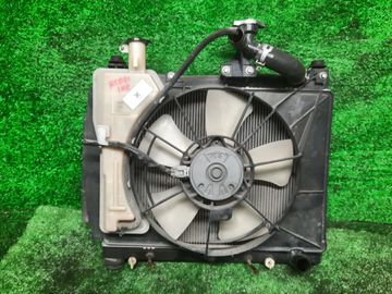 РАДИАТОР ОСНОВНОЙ НА TOYOTA FUNCARGO NCP21 1NZ-FE