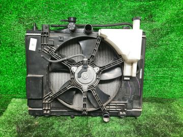 РАДИАТОР ОСНОВНОЙ НА NISSAN TIIDA C11 HR15DE