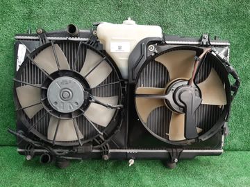 РАДИАТОР ОСНОВНОЙ НА HONDA INSPIRE UC1 J30A