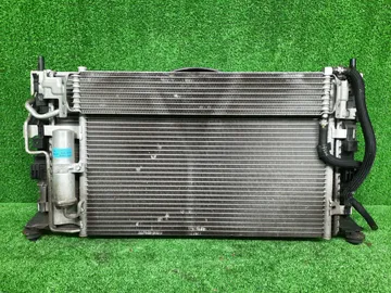 РАДИАТОР ОСНОВНОЙ НА MAZDA AXELA BK5P ZY-VE