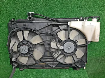 РАДИАТОР ОСНОВНОЙ НА TOYOTA IPSUM ACM21 2AZ-FE