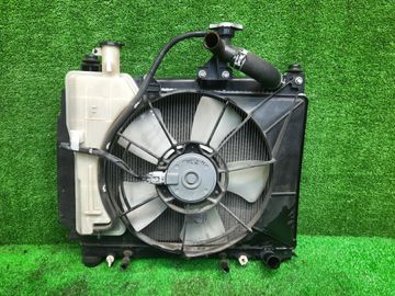 РАДИАТОР ОСНОВНОЙ НА TOYOTA PORTE NNP11 1NZ-FE