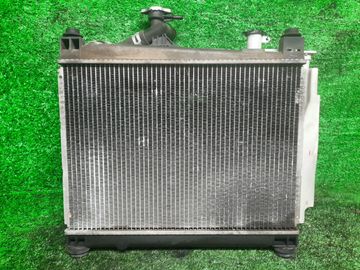 РАДИАТОР ОСНОВНОЙ НА TOYOTA BB NCP31 1NZ-FE