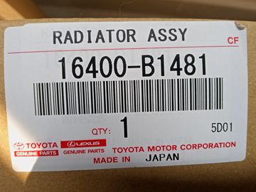 РАДИАТОР ОСНОВНОЙ 16400-B1481 023Y0001522 НОВЫЙ, ДЕФЕКТ (ПОДОГНУТ) НА TOYOTA RAIZE A210A 1KR-VET