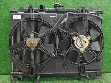 РАДИАТОР ОСНОВНОЙ НА NISSAN LIBERTY RM12 QR20DE