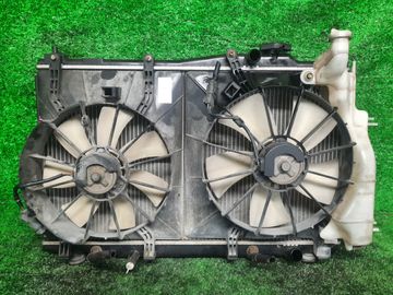 РАДИАТОР ОСНОВНОЙ НА HONDA STREAM RN1 D17A