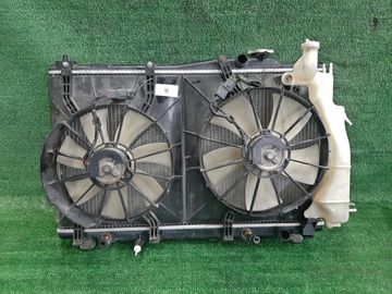РАДИАТОР ОСНОВНОЙ НА HONDA STREAM RN1 D17A