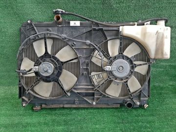 РАДИАТОР ОСНОВНОЙ НА TOYOTA IPSUM ACM21 2AZ-FE