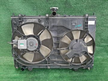 РАДИАТОР ОСНОВНОЙ НА MITSUBISHI GRANDIS NA4W 4G69