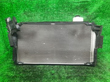РАДИАТОР ОСНОВНОЙ НА TOYOTA PRIUS ZVW50 2ZR-FXE