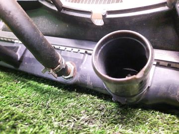 РАДИАТОР ОСНОВНОЙ НА LEXUS LS460 USF40 1UR-FSE
