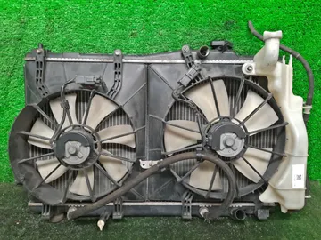 РАДИАТОР ОСНОВНОЙ НА HONDA STREAM RN1 D17A