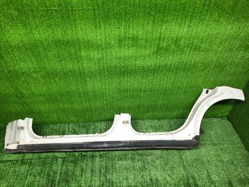 ПОРОГ НА TOYOTA MARK II GX90