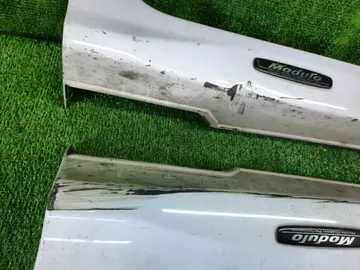 ПОРОГ НА HONDA INSIGHT ZE2