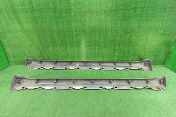 ПОРОГ НА TOYOTA BLADE AZE156H