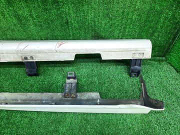 ПОРОГ НА HONDA STREAM RN1