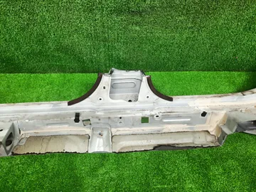 ПОРОГ НА TOYOTA MARK II GX90