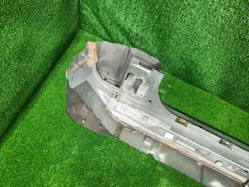 ПОРОГ НА TOYOTA MARK II GX90