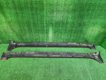 ПОРОГ НА NISSAN LEAF ZE1