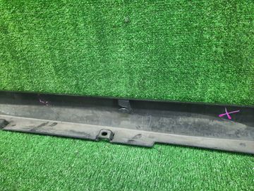 ПОРОГ НА NISSAN LEAF ZE1