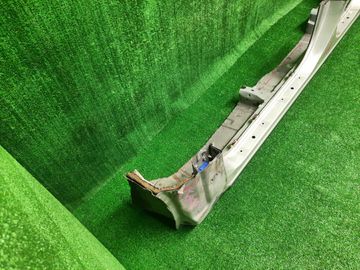 ПОРОГ НА TOYOTA MARK II GX90