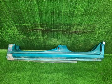 ПОРОГ НА MAZDA DEMIO DY3W