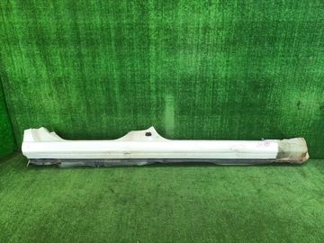 ПОРОГ НА NISSAN LAUREL HC35