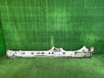 ПОРОГ НА NISSAN LAUREL HC35