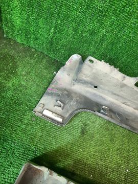 ПОРОГ НА TOYOTA ALLEX NZE121