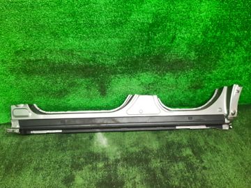 ПОРОГ НА LEXUS UX300E KMA10