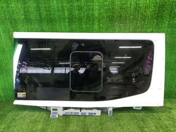 СТЕКЛО ДВЕРИ НА NISSAN CARAVAN E26