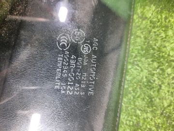 СТЕКЛО ЗАДНЕЕ НА MITSUBISHI FUSO CANTER FBA00