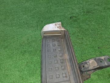 ПОДНОЖКА НА TOYOTA HILUX SURF VZN215W