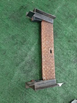 ПОДНОЖКА НА TOYOTA HIACE LY212 5L