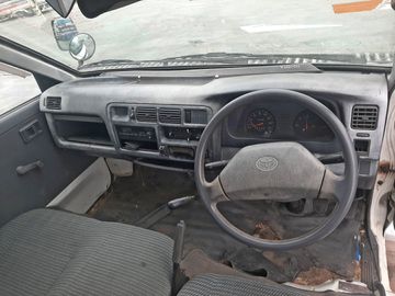 КАБИНА НА TOYOTA LITE ACE KM51 5K