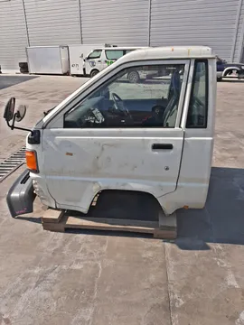 КАБИНА НА TOYOTA LITE ACE YM55