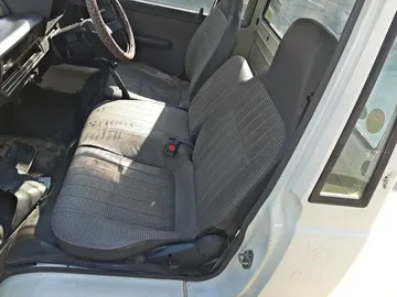 КАБИНА НА TOYOTA LITE ACE KM51