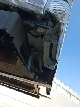 КАБИНА НА TOYOTA DYNA YY101