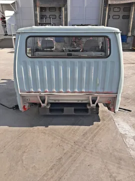 КАБИНА НА TOYOTA DYNA YY101