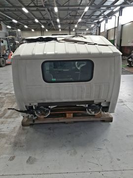 КАБИНА НА ISUZU ELF NHR85 4JJ1