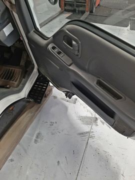 КАБИНА НА ISUZU ELF NHR85 4JJ1