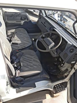 КАБИНА НА TOYOTA HIACE LH90 2L