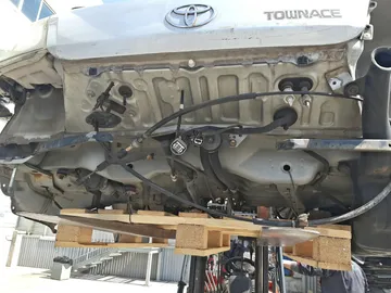 КАБИНА НА TOYOTA TOWN ACE KM75 7K