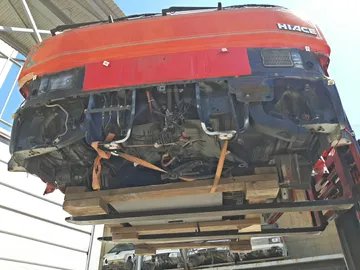 КАБИНА НА TOYOTA HIACE LH85 2L