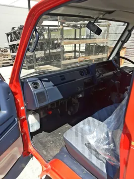 КАБИНА НА TOYOTA HIACE LH85 2L