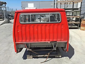 КАБИНА НА TOYOTA HIACE LH85 2L
