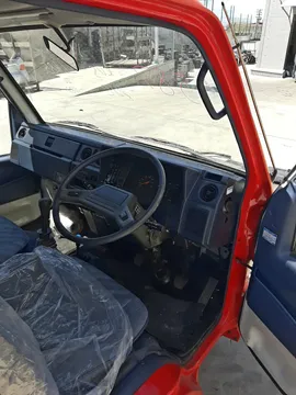 КАБИНА НА TOYOTA HIACE LH85 2L