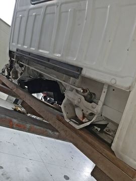 КАБИНА НА ISUZU ELF AKR71 4HG1