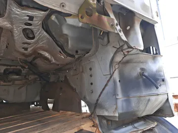 КАБИНА НА NISSAN VANETTE SE88TN