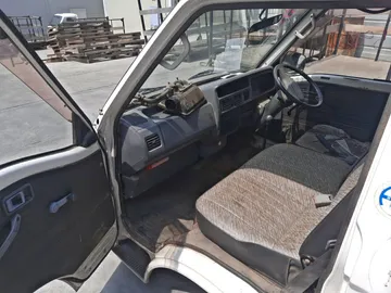 КАБИНА НА NISSAN VANETTE SE88TN